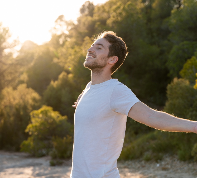 Shell Cosmetic Surgery Center Gynecomastia Model Smiling